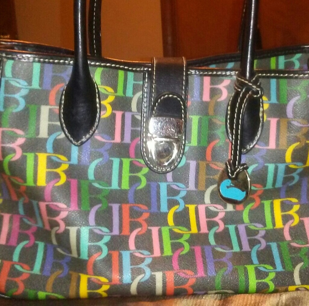 Dooney & Bourke purse